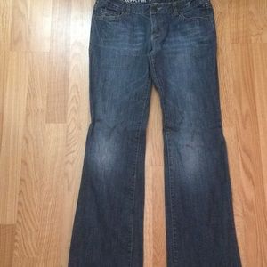 Massimo bootcut size 7R jeans.